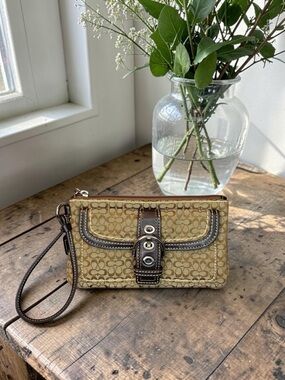 Coach SoHo Signature Wristlet